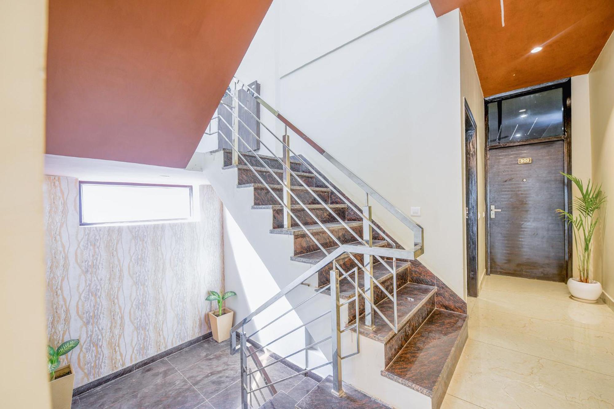 Fabhotel Royal Regency I Ludhiana Exteriör bild