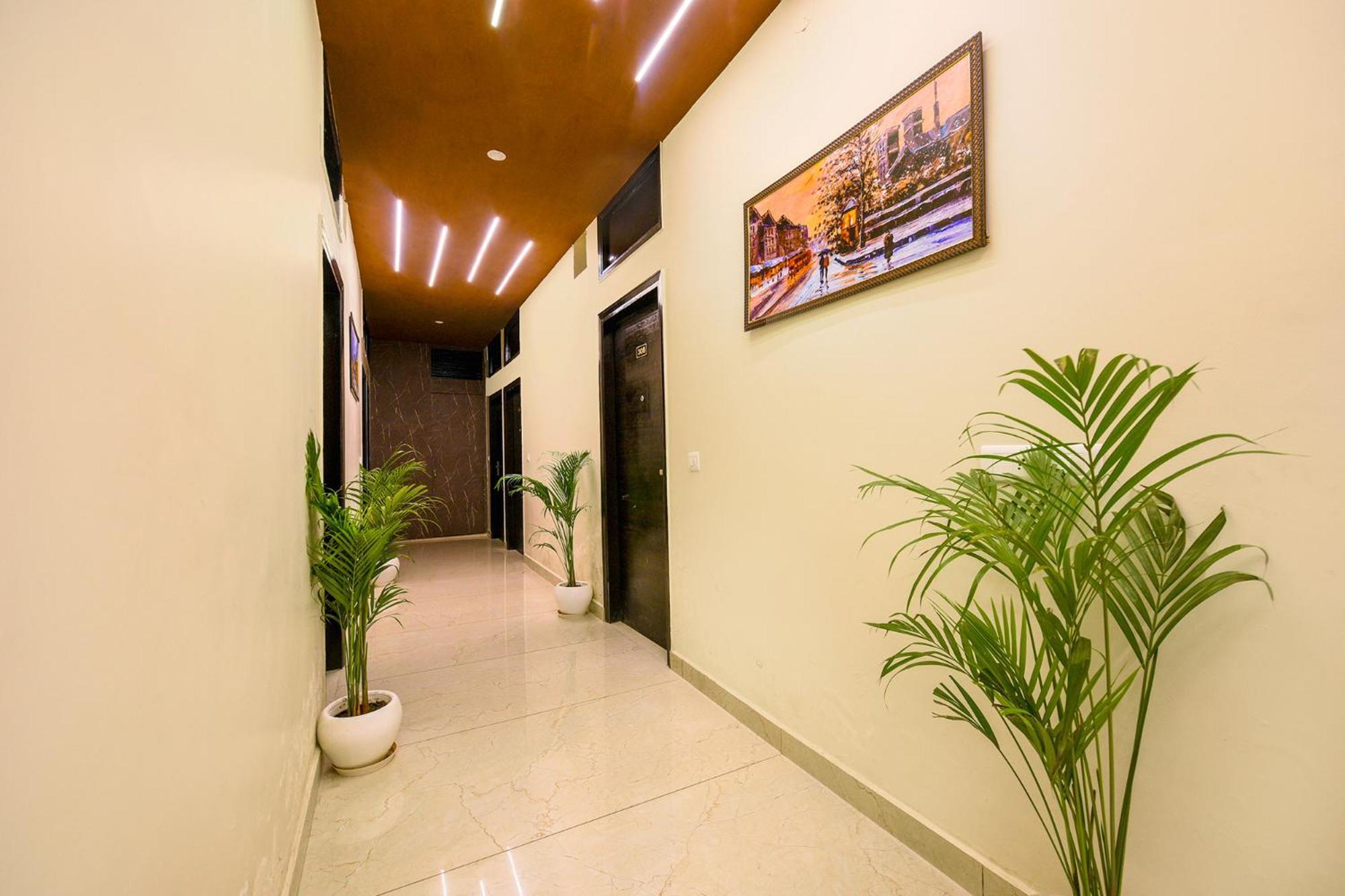 Fabhotel Royal Regency I Ludhiana Exteriör bild